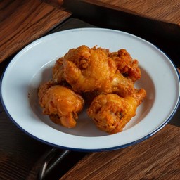 น่องไก่ทอด 2 ชิ้น