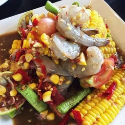 ตำข้าวโพดกุ้งสด