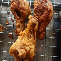 น่องไก่ทอด 3ชิ้น