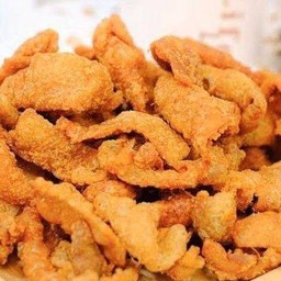 หนังไก่ทอด