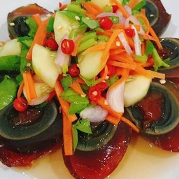 ยำไข่เยี่ยวม้า