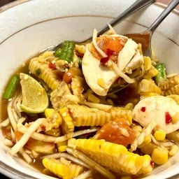 ส้มตำปูม้า เบญจวรรณ OTOP ชวนชิม Impact Challenger Hall