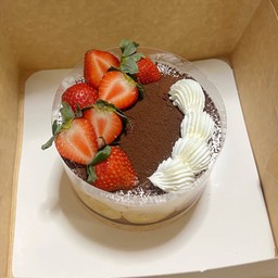 Banoffee  Pie (สตรอว์เบอร์รี่)