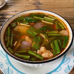 ต้มแซ่บกระดูกหมู