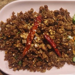 ลาบหมูทอด