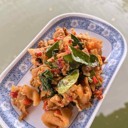 ไก่ผัดหน่อไม้ดอง