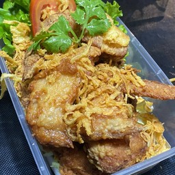 ปีกไก่ทอดน้ำปลา