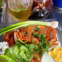 ข้าวหมูแดง