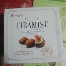 Tiramisu almond white chocolate