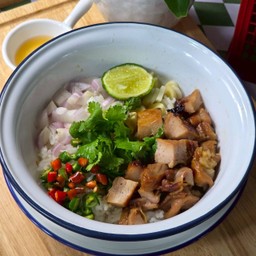 ข้าวขยำไก่อบ