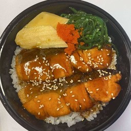 ข้าวหน้า แซลมอนย่างเทริยากิ