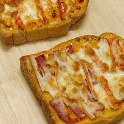 ปังปิ้ง พิซซ่าแฮมปูอัดชีส