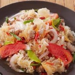 ยำเห็ดหูหนูขาว