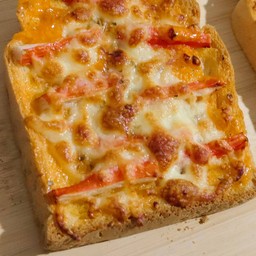 ปังปิ้งพิซซ่าปูอัดชีส