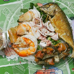 ยำขนมจีนทะเล+ปลาทู