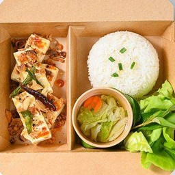 ข้าวคู่เต้าหู้มะแขว่น