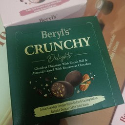 Beryl's crunchy almond