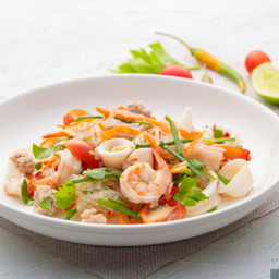 ยำวุ้นเส้นทะเล