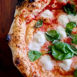 1. Margherita (V) พิซซ่ามาร์เกริต้า