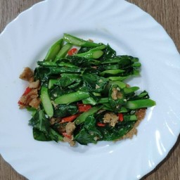 ผัดคะน้าฮ่องกงเค็ม l Hong Kong Kale with salty plant-based meat