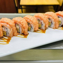 แซลม่อนสไปซี่ลาวาโรลส์