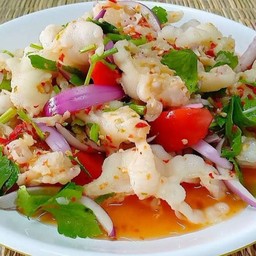 ยำเล็บมือนาง