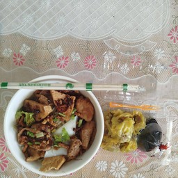 [เซตสุดฮิต] ขนมจีบไส้หมูสับเห็ดหอมเจ + ก๋วยเตี๋ยวหลอดทรงเครื่อง