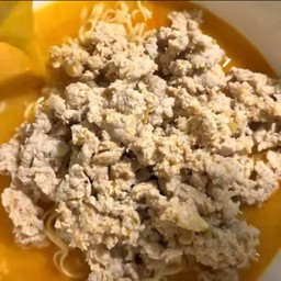 [อร่อยซ่ากับโค้ก] มาม่าต้มยำโครตหมูสับ +  สไปรท์ ออริจินัล (กระป๋อง) 