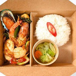 ข้าวหน้าผัดฉ่าทะเล