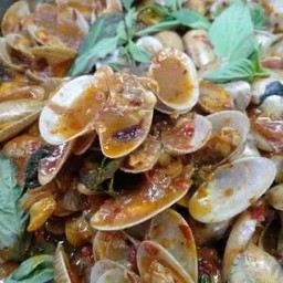 หอยลายผัดนำ้พริกเผา