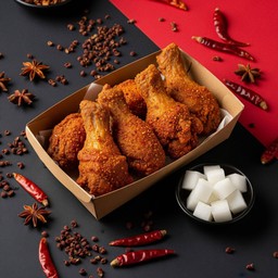 ไก่ทอดปีกบนคลุกผงโรยปิ้งย่างจีน