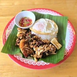 ข้าวกะเพรารวมมิตร