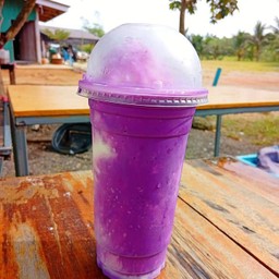 เผือก + น้ำมะพร้าวปั่น ทูโทน