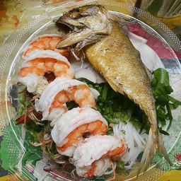 ยำขนมจีนกุ้ง+ปลาทู