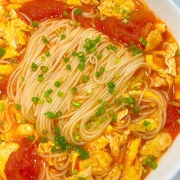 บะหมี่ไข่มะเขือเทศ 番茄鸡蛋面