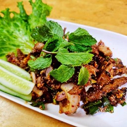 น้ำตกหมู
