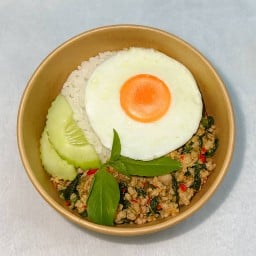 Fruit and Food - ผลไม้แช่บ๊วย ผลไม้พร้อมทาน ชาผลไม้ ข้าวกะเพรา - ลาดพร้าว