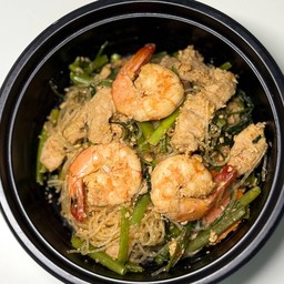 สุกี้แห้งกุ้ง