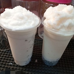 น้ำมะพร้าวปั่นนมสด ธรรมดา (ไม่ใส่ ไอติม)