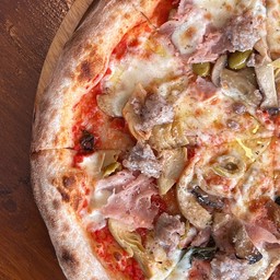 7. Capricciosa พิซซ่าคาปริโชซ่า