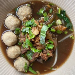 ก๋วยเตี๋ยวเจ๊ใส - ลาดพร้าว48แยก7