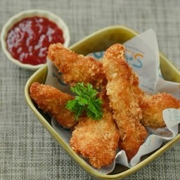 CHICKEN FINGER