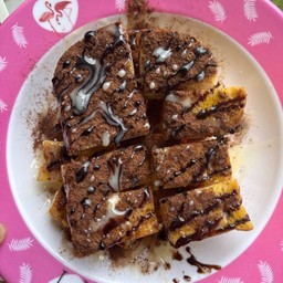 ปังคลุกฝุ่น