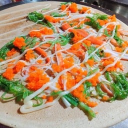 ยำสาหร่าย + ไข่กุ้ง + ปูอัด