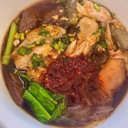 ต้มเส้นไก่