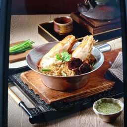 กุ้งอบวุ้นเส้น