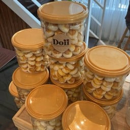 cookies with cashew nuts