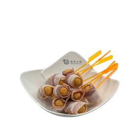 เบคอนพันไส้กรอก