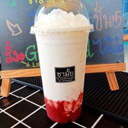 สตรอว์เบอร์รีนมสด