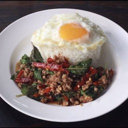 ข้าวกะเพราหมูสับ